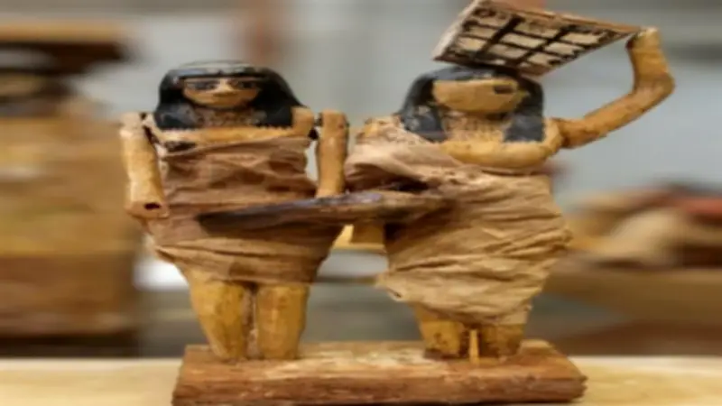 قطع أثرية تبرز تميز القوى العاملة في مصر الفرعونية.. العمل واجب مقدس