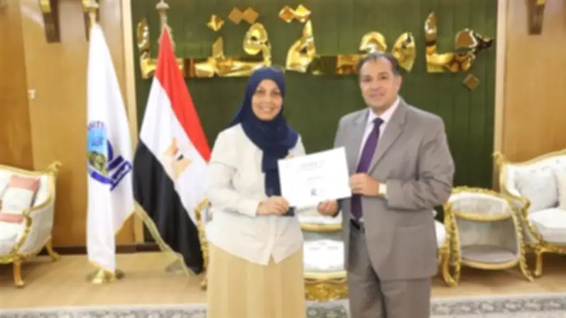 رئيس جامعة قنا يلتقي فريق المدرسة الفلكية الخامسة لدعم التعاون العلمي