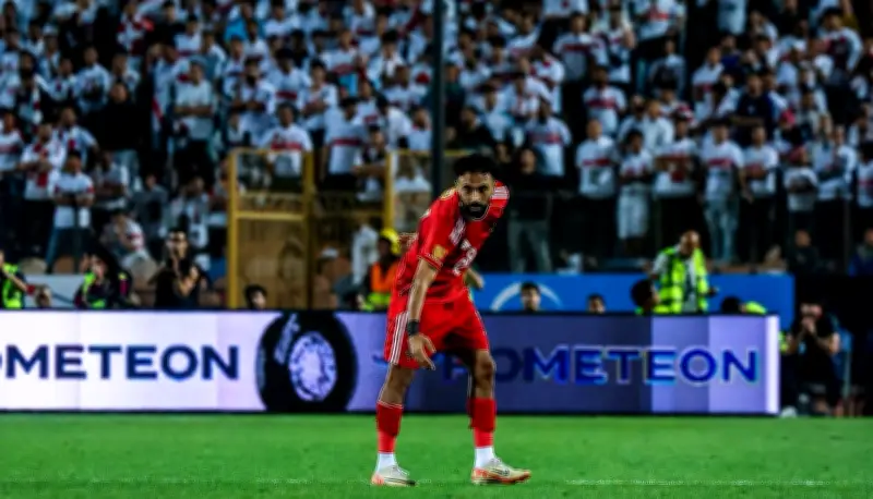 الأهلي يتمسك ببقاء حسين الشحات في الموسم الجديد ويرفض العروض