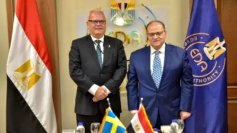 سفير السويد: ندعم مكانة مصر كمركز إقليمي رائد في الصناعات الدوائية