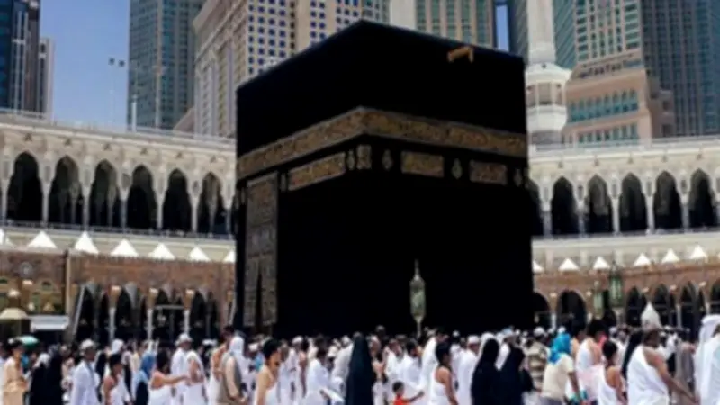 الإفتاء توضح حكم الحج لمن يعمل بعقد عمل في السعودية
