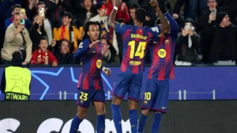 قائمة برشلونة لمواجهة أوساسونا في الدوري الإسباني.. عودة رافينيا وبيرنال