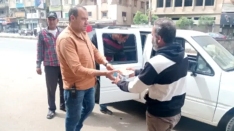توفير مياه مبردة وعصائر لعمال النظافة بالشرقية لمواجهة الحر