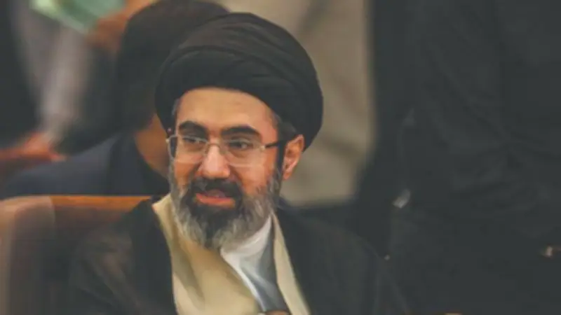 إصابة خفيفة للمرشد الأعلى الإيراني مجتبى خامنئي دون قلق