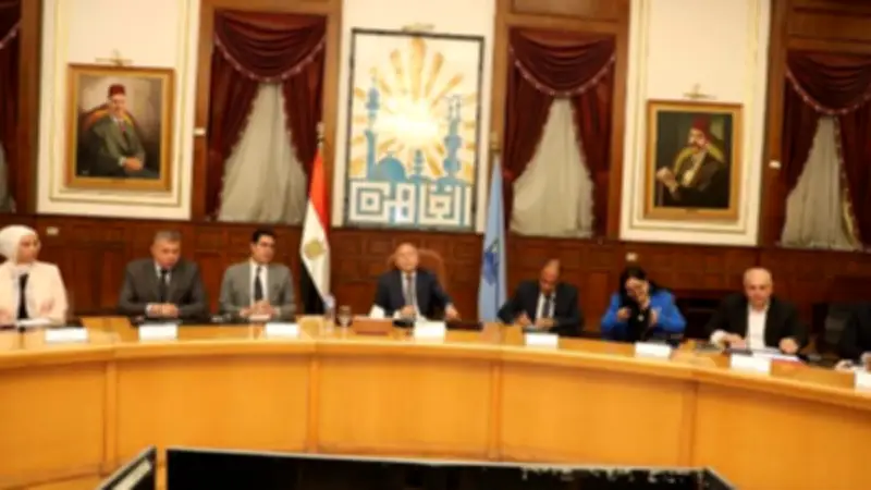 توجيهات عاجلة من محافظ القاهرة لتقنين مخالفات البناء والأراضي
