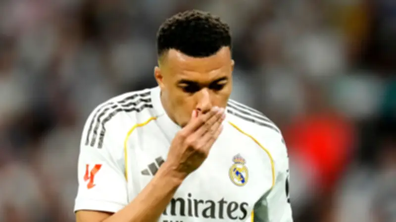 مبابي يصدم ريال مدريد قبل الكلاسيكو بسبب حلم الكرة الذهبية