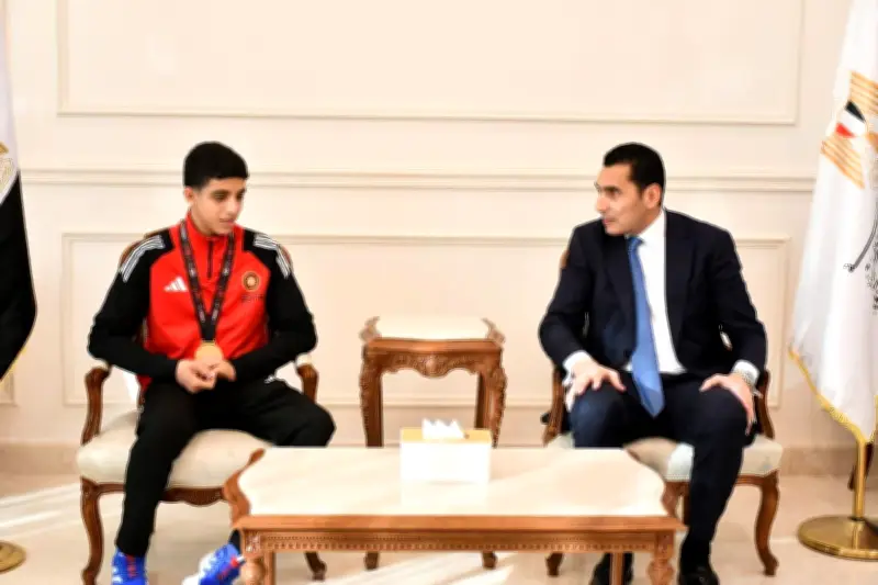وزير الشباب والرياضة: عبدالله حسونة نموذج للبطل الذي نفخر به