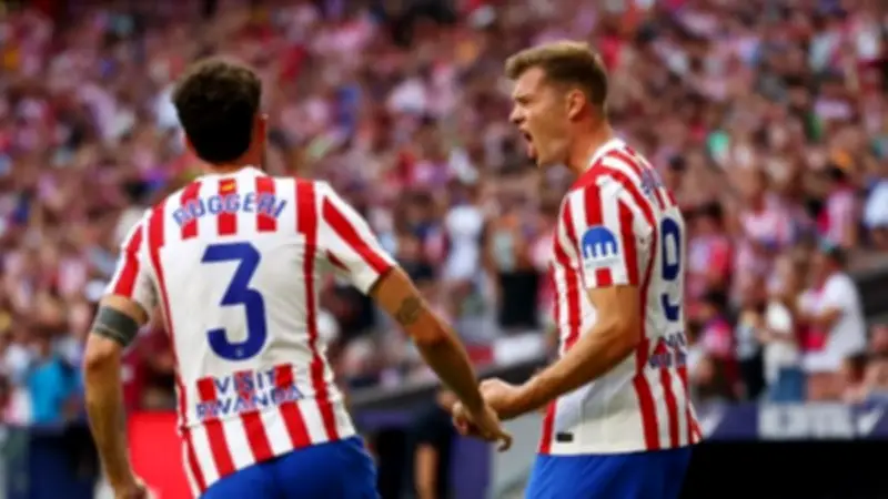 أتلتيكو مدريد يهزم فالنسيا بثنائية في الدوري الإسباني
