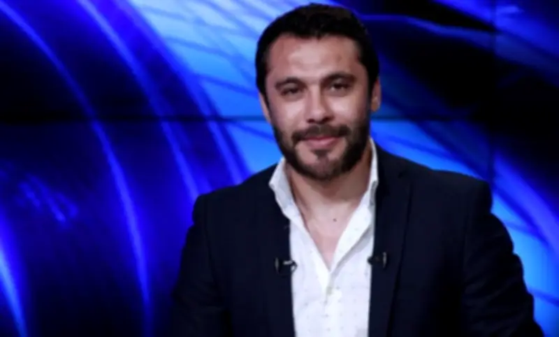 أحمد حسن يكشف حقيقة زيادة الأندية المصرية في دوري أبطال إفريقيا