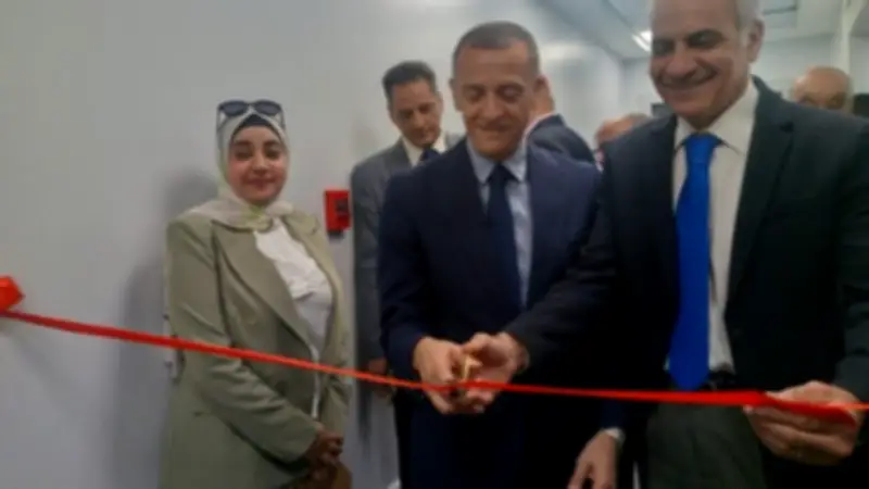محافظ أسوان يفتتح مشروعات طبية جديدة بمستشفيات الجامعة