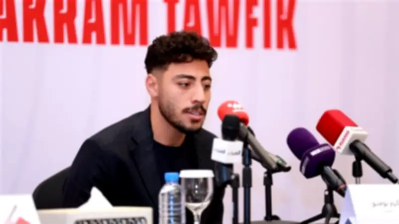 الأهلي يقترب من حسم استعادة أكرم توفيق من الشمال القطري