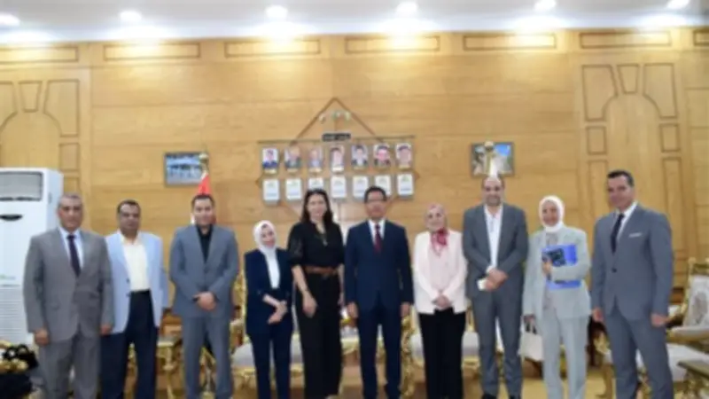 رئيس جامعة بنها يؤكد حرص الدولة على إتاحة فرص التعليم خلال لقائه بمدير هيئة فولبرايت
