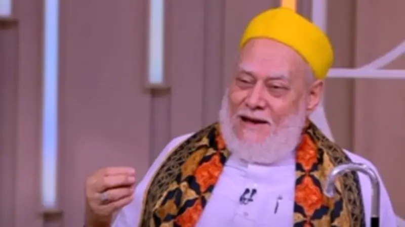 علي جمعة: الصلاة على النبي باب مفتوح من أكثر منها كفي همه وغفر ذنبه