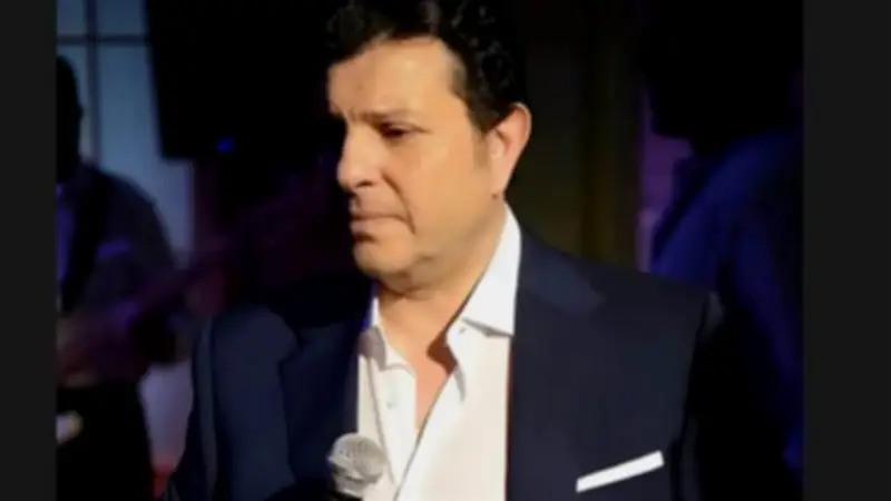 منى عبد الغني تنهار على الهواء: خبر رحيل هاني شاكر صادم ومؤلم