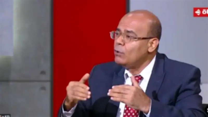 مجدي بدران: الاستغناء عن الأدوية والاكتفاء بالأعشاب دجل وخطأ علمي