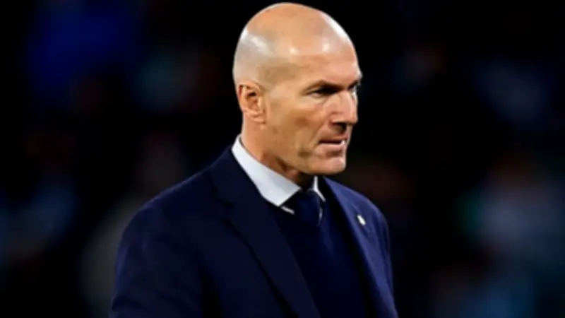 زين الدين زيدان يرفض العودة لتدريب ريال مدريد بسبب منتخب فرنسا