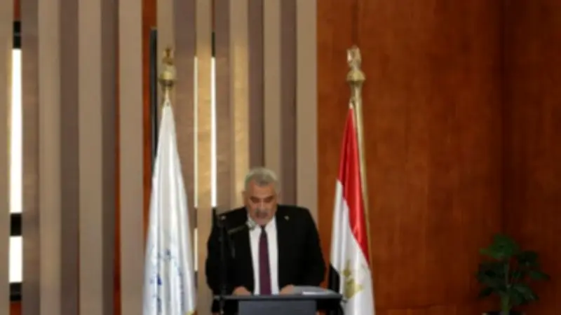 جهاز البحيرات يطلق مرحلة الابتكار الأخضر لدعم صغار منتجي وبائعات الأسماك