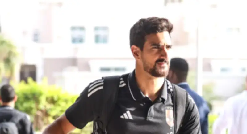 انقسام في الأهلي حول مصير بن رمضان بعد تراجع مستواه