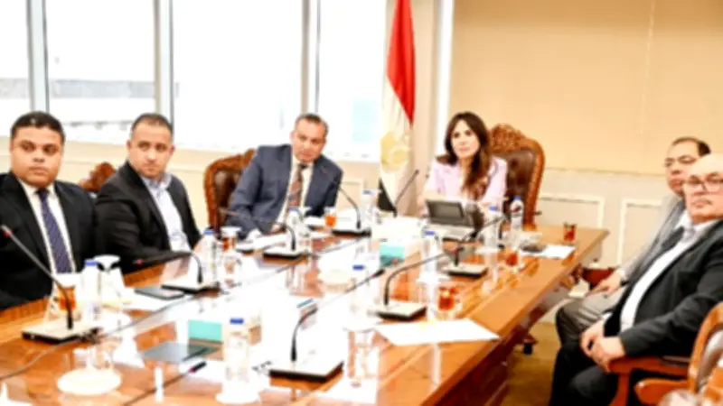 وزيرة الإسكان تتابع مشروعات الجهاز المركزي للتعمير بالإسكندرية