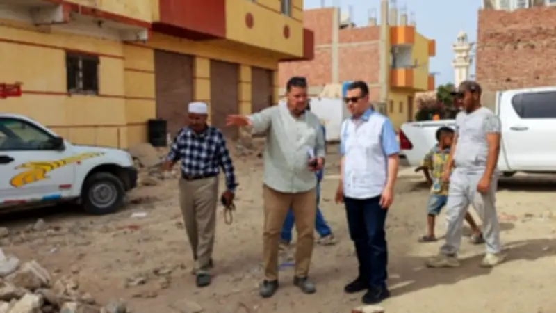 حي شمال الغردقة يواصل إزالة التعديات بمنطقة زرزارة لدعم التطوير