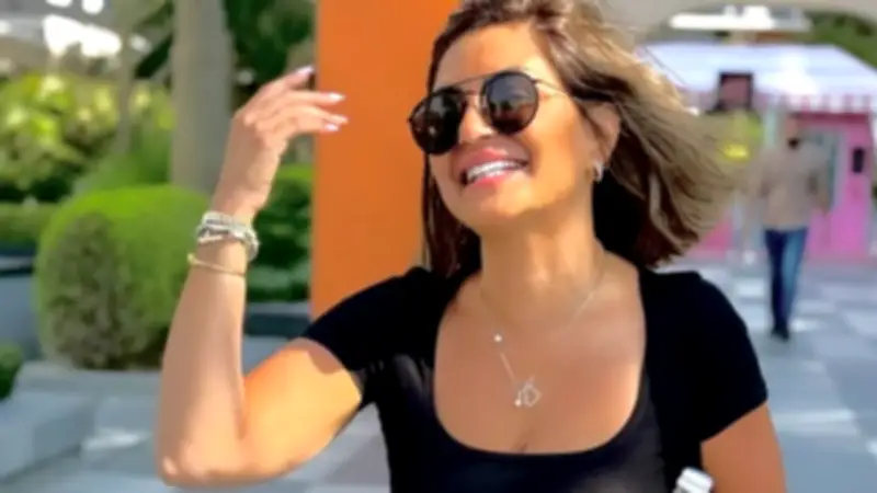 القبض على خادمة منة فضالي بتهمة سرقة مشغولات ذهبية وملابس