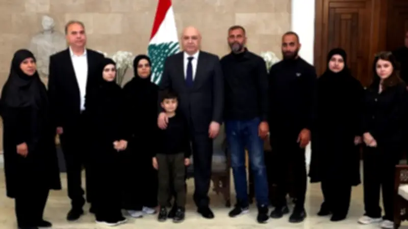 عون: استهداف عمال المياه والإغاثة انتهاك صارخ للقوانين الدولية