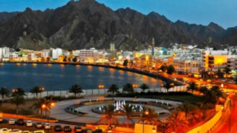 سلطنة عمان: إصابة شخصين في هجوم على مبنى سكني بمنطقة طيبة