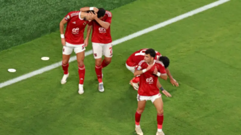 الأهلي يفقد تريزيجيه قبل مواجهة إنبي الحاسمة في الدوري المصري