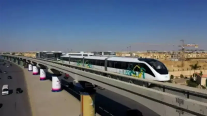 إنفوجراف يبرز محطات ومميزات مونوريل شرق النيل قبل تشغيله غداً