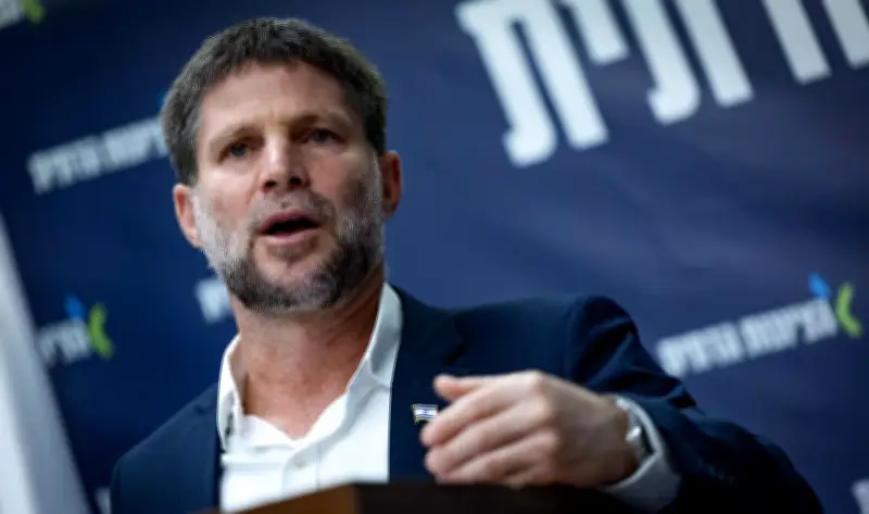 سموتريتش: الحرب يجب أن تنتهي بتغيير حدود إسرائيل في غزة والضفة ولبنان وسوريا