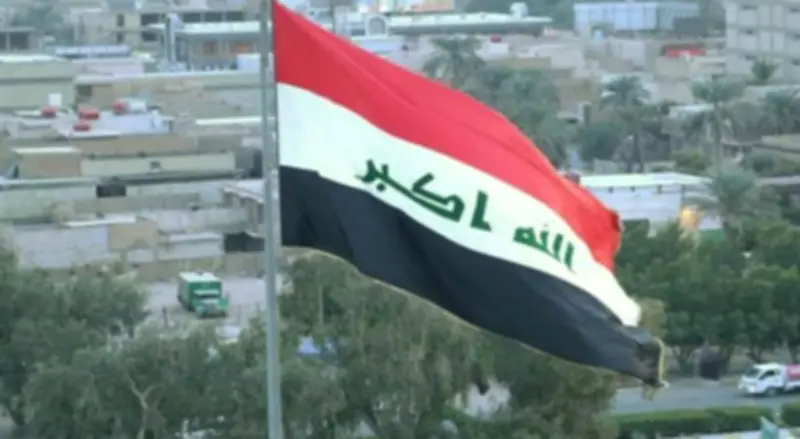 بلومبرج: العراق يخفض أسعار النفط للمشترين الذين يقررون المرور من هرمز