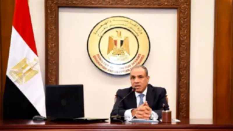 مصر تدين استهداف مطار الخرطوم وترفض التدخلات الخارجية في السودان
