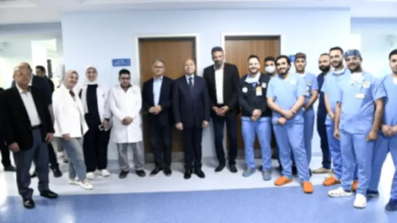 محافظ القاهرة يزور مستشفى الناس ويصفه بصرح طبي عالمي