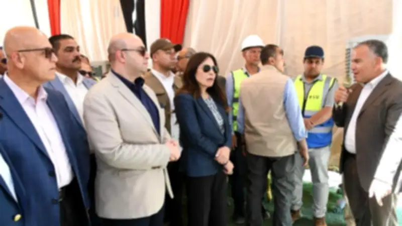وزيرة الإسكان ومحافظ الفيوم يتفقدان محطة صرف صحي أبو شنب