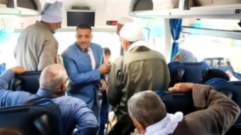 رئيس مركز الداخلة يودع حجاج بيت الله الحرام في أجواء إيمانية