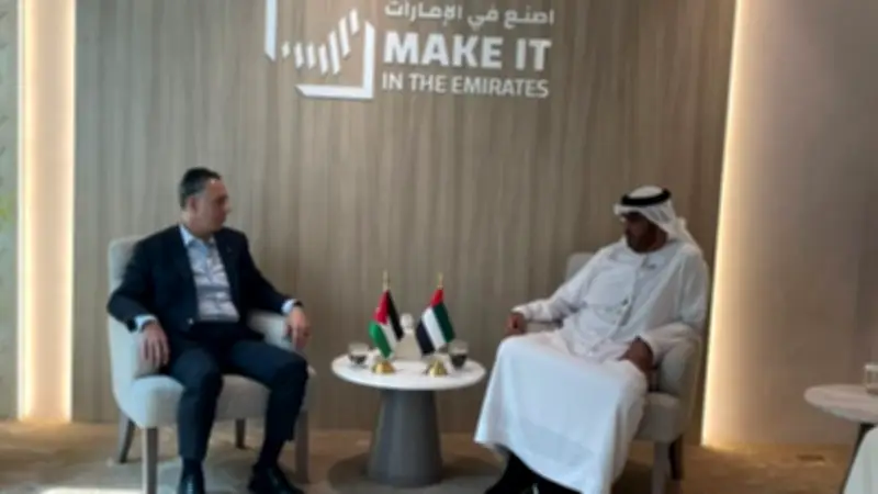 الأردن والإمارات يبحثان توسيع الشراكة الاقتصادية والتكامل الصناعي