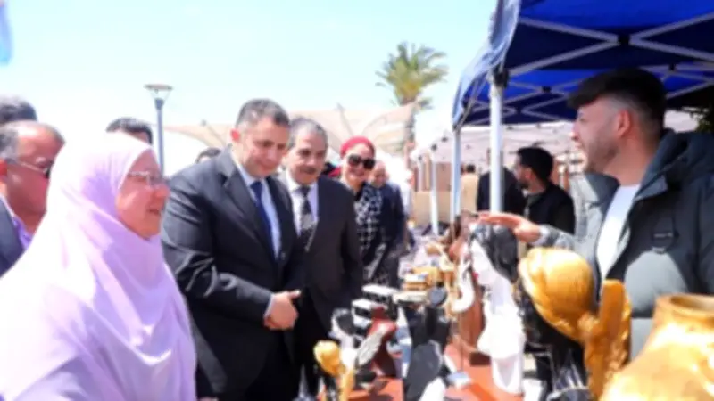 افتتاح معرض الحرف اليدوية والتراثية بكوبري دمياط التاريخي بحضور المحافظ
