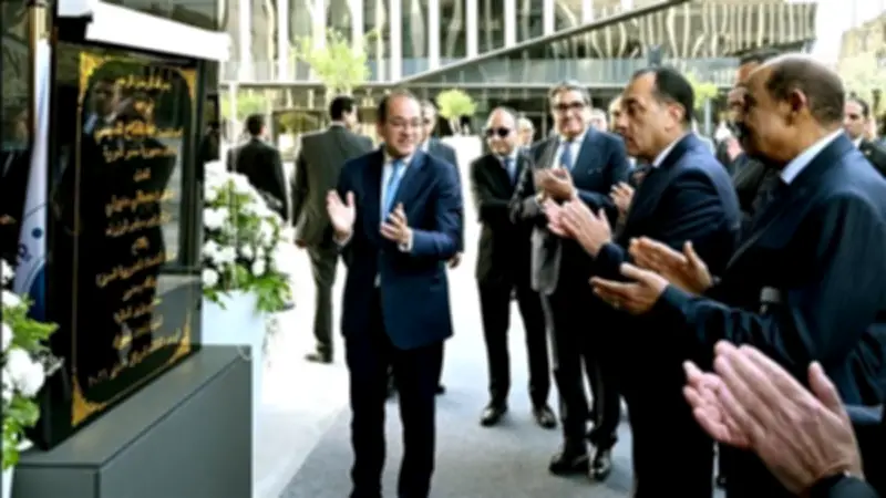 رئيس الوزراء يفتتح أول مركز خدمات ضريبية مميزة بالقاهرة الجديدة