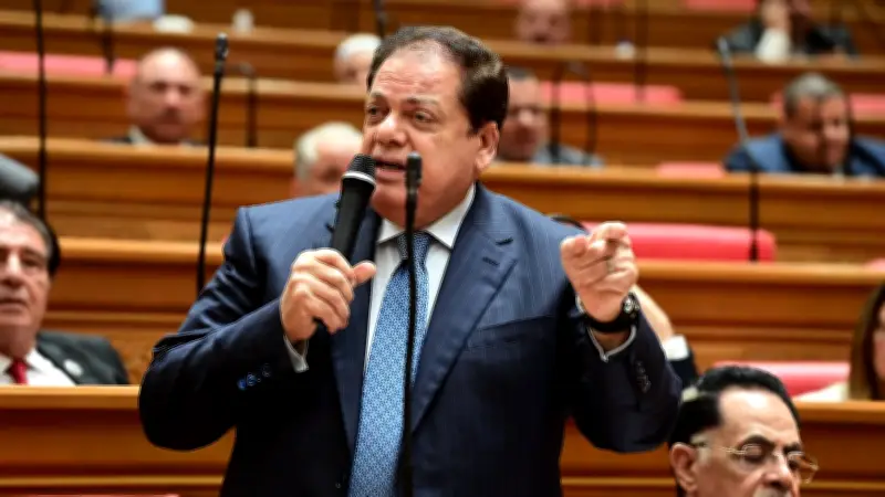 أبو العينين يدعو لثورة تشريعية تحفيزية لتحسين الاستثمار وخفض عجز الموازنة