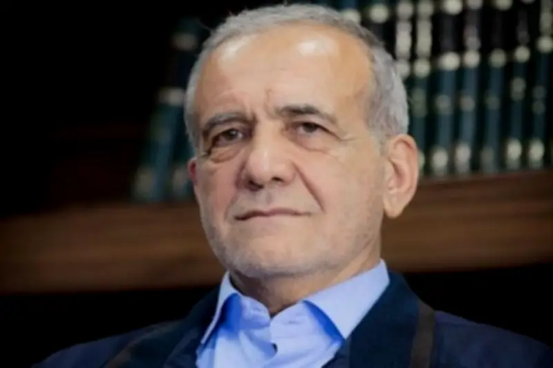 بزشكيان: المرشد الإيراني السابق أصدر فتوى بتحريم الأسلحة النووية