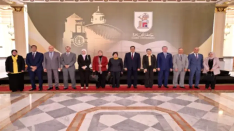 جامعة القاهرة تطبق أعلى معايير الجودة والاعتماد في برامجها الدراسية