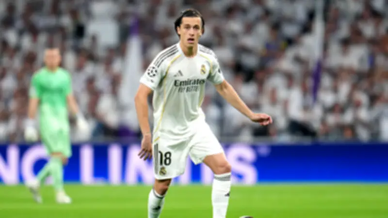 كاريراس يرد رسمياً على شائعات صفعة روديجر في ريال مدريد