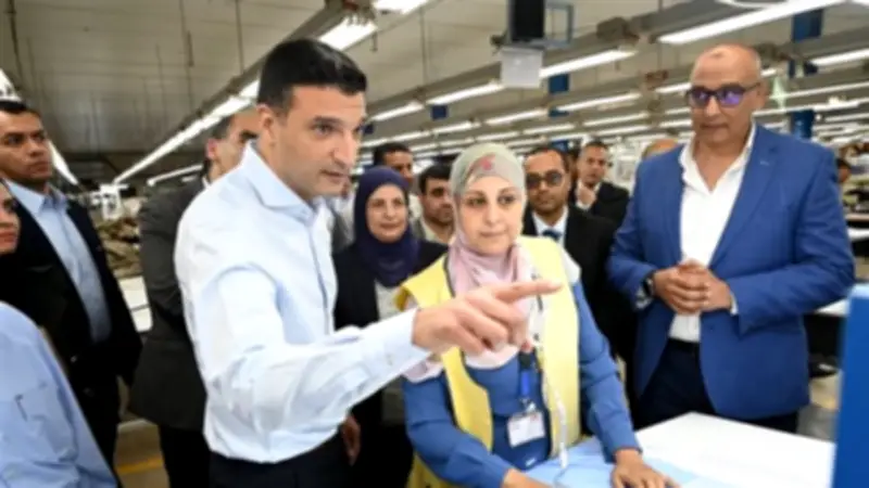 وزير الصناعة: الملابس الجاهزة صناعة استراتيجية نستهدف النهوض بها لزيادة التصدير