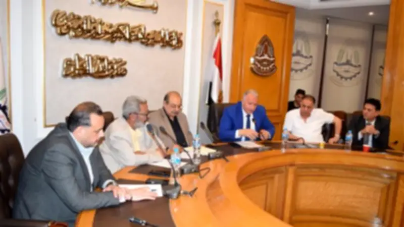 شعبة العمالة بالخارج تناقش مقترحات قانون العمل الجديد لتطوير القطاع