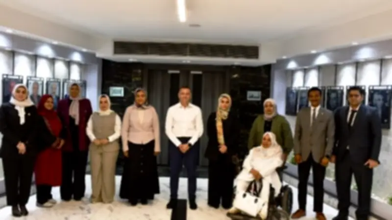 محافظ أسوان يبحث تعزيز التعاون مع حياة كريمة لدعم التنمية المستدامة