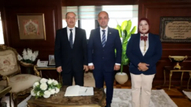 محافظ بني سويف يبحث دعم العمل الأهلي والمبادرات التنموية والخدمية