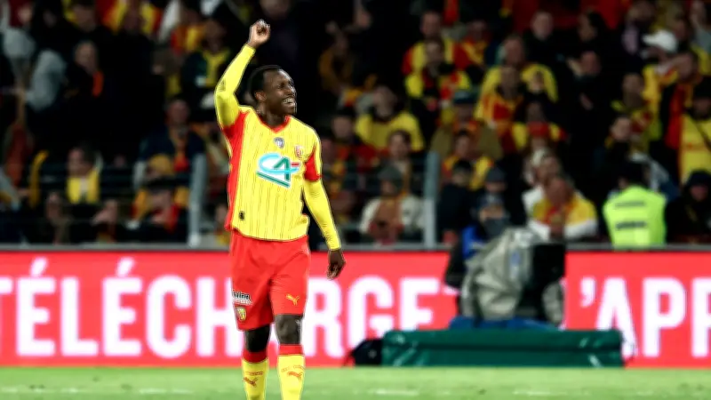 الاتحاد الفرنسي يوقف سعود عبد الحميد مباراتين بعد طرده أمام نيس