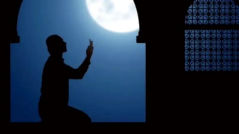 فضل الصلاة في جوف الليل.. أسرار قيام الليل وأعظم الأوقات لاستجابة الدعاء