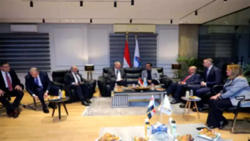 مستقبل وطن يناقش مع وزير البترول تأمين احتياجات الطاقة