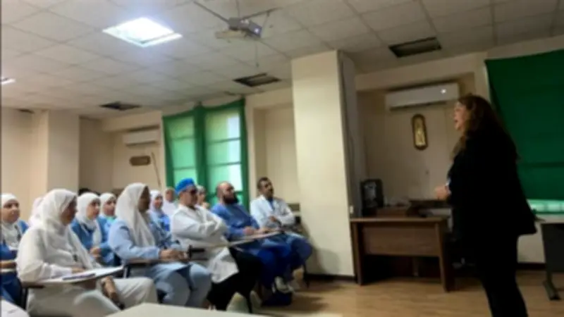 زيارة خبيرة عالمية لتطوير رعاية قلب الأطفال بمستشفى أبو الريش